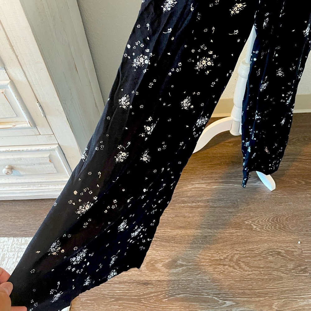 Free People Black Sweet in the Streets Overall and White Floral Jumpsuit Large - Picture 3 of 10